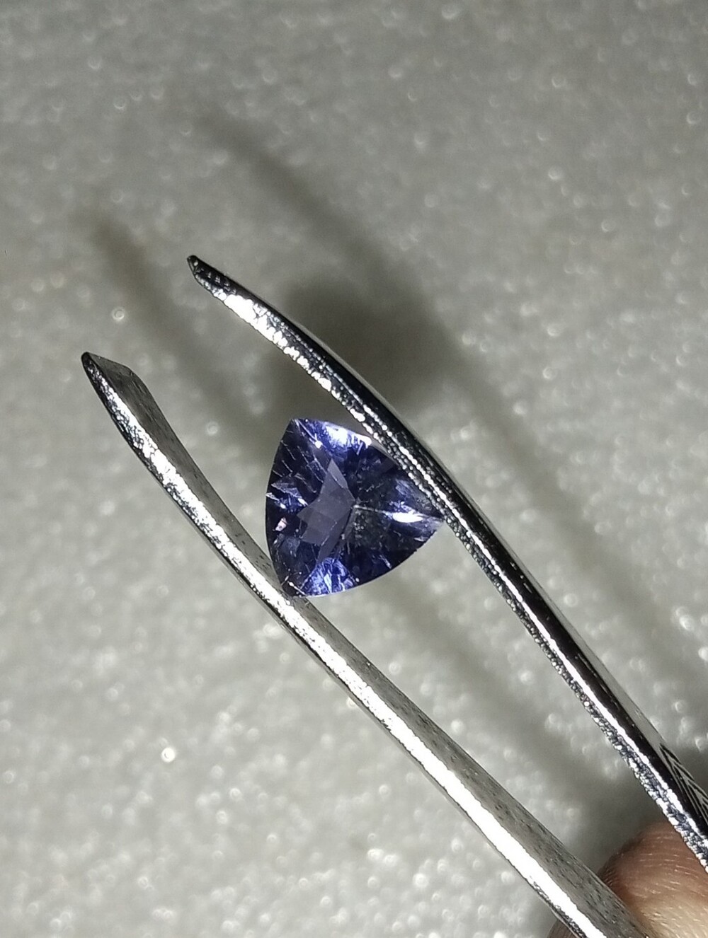 SALE!!! WAS $600 Beautiful Deep Color Natural 2.0ct Trillion Purple Tanzanite - Picture 5 of 11